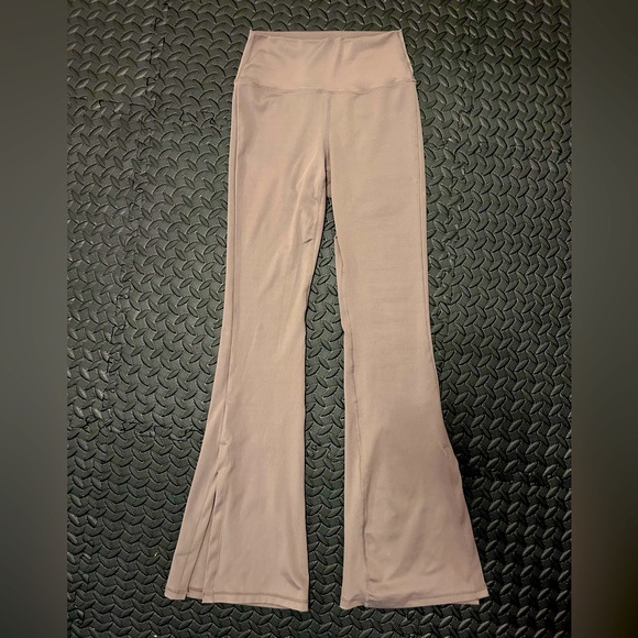 90 Degree Yoga Flare Legging Pants - Picture 1 of 2